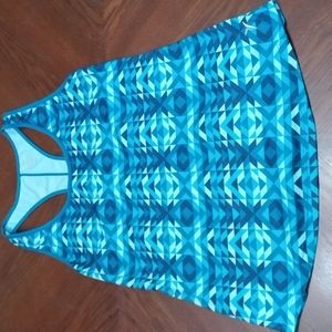 Old Navy Women Tank Top. Color Diferent Blues.  Size S